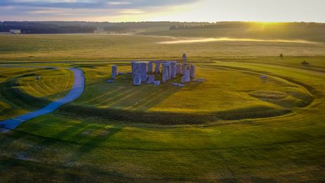 Stonehenge bei Sonnenuntergang
