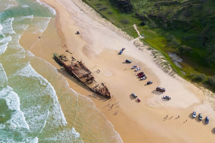 Luftaufnahme auf das Schiffswrack vor Fraser Island, Australien